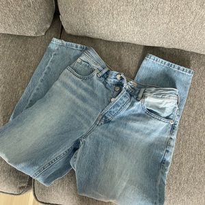 womens everlane 90s cheeky jeans